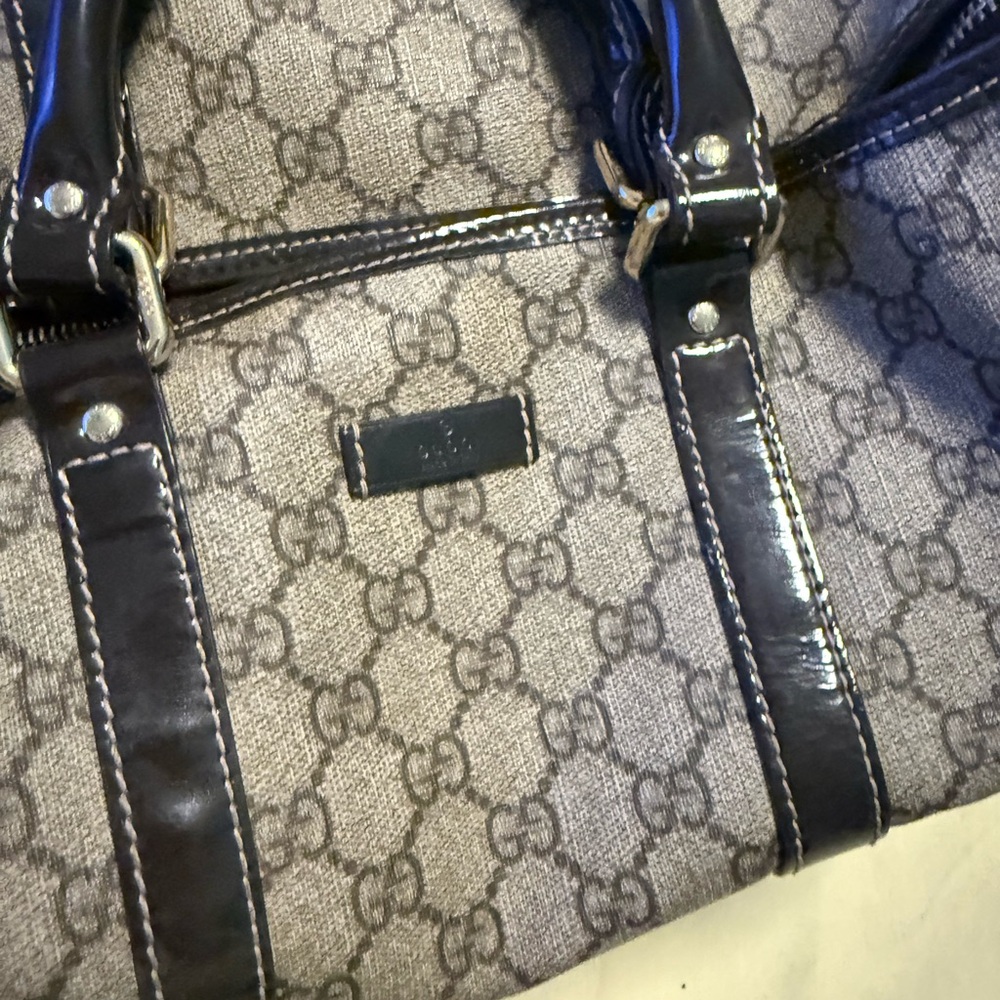 Gucci - Picture 2 of 2